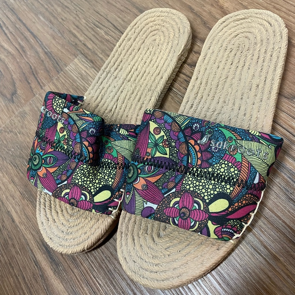 Sakroots Waterproof Floral Slip-on Sandal